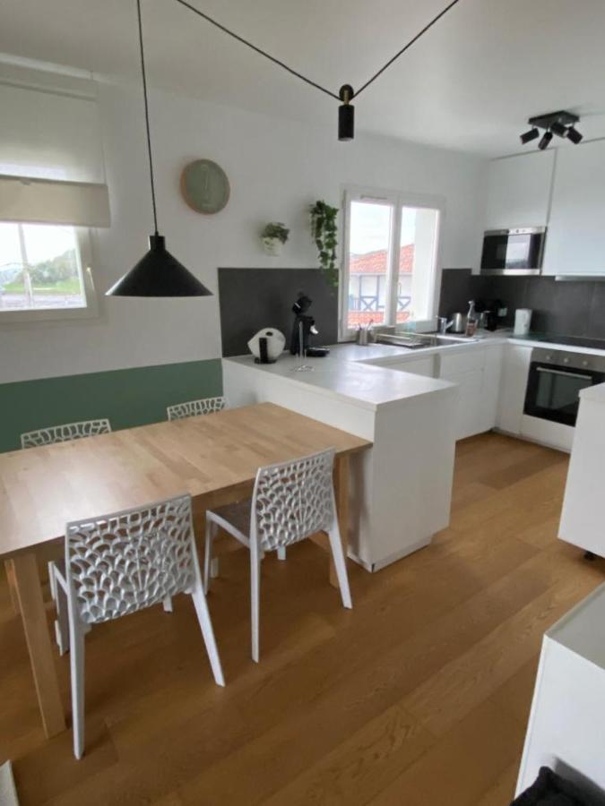 Bel Appartement Vue Mer - 1Er Rang Front De Mer Saint-Jean-de-Luz Exteriör bild